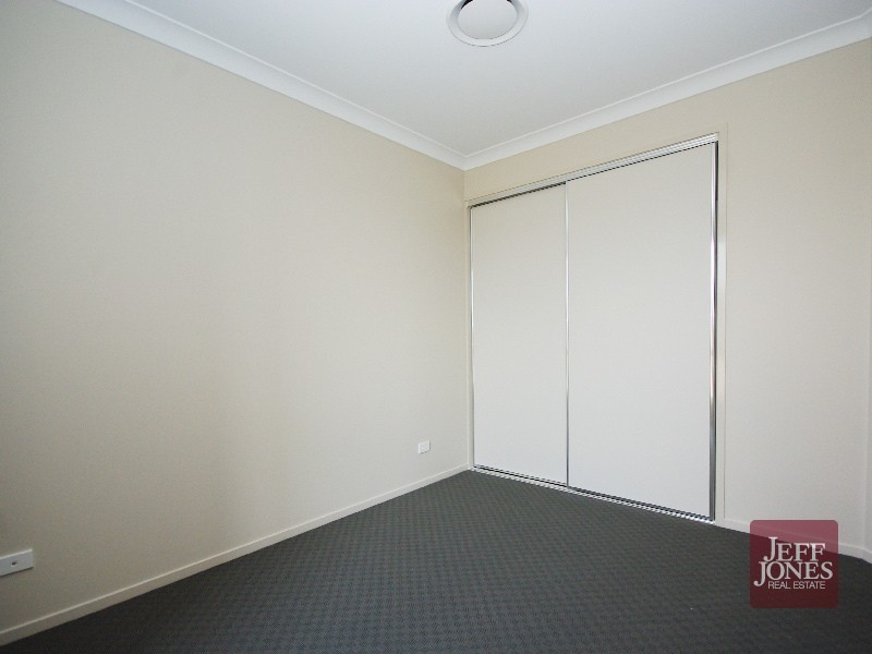 15 Harding Close, Manly West QLD 4179