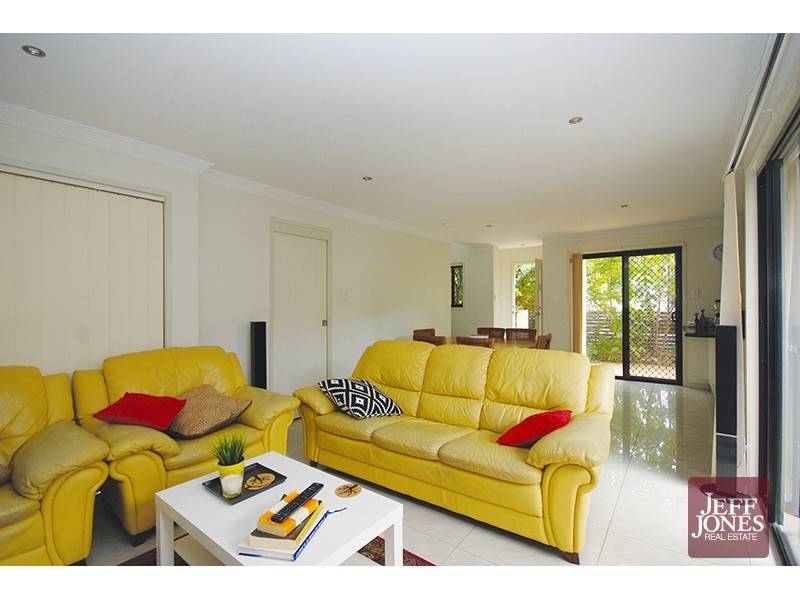 1/32 Earl Street, Greenslopes QLD 4120