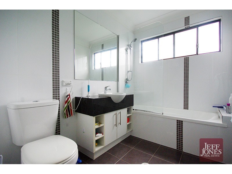 1/32 Earl Street, Greenslopes QLD 4120