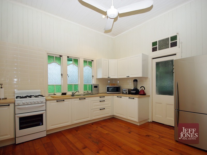 68 Lawson Street, Morningside QLD 4170