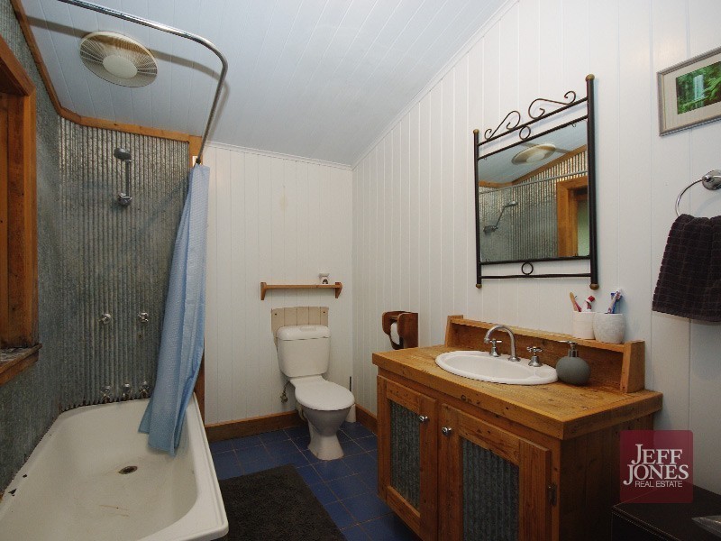 68 Lawson Street, Morningside QLD 4170