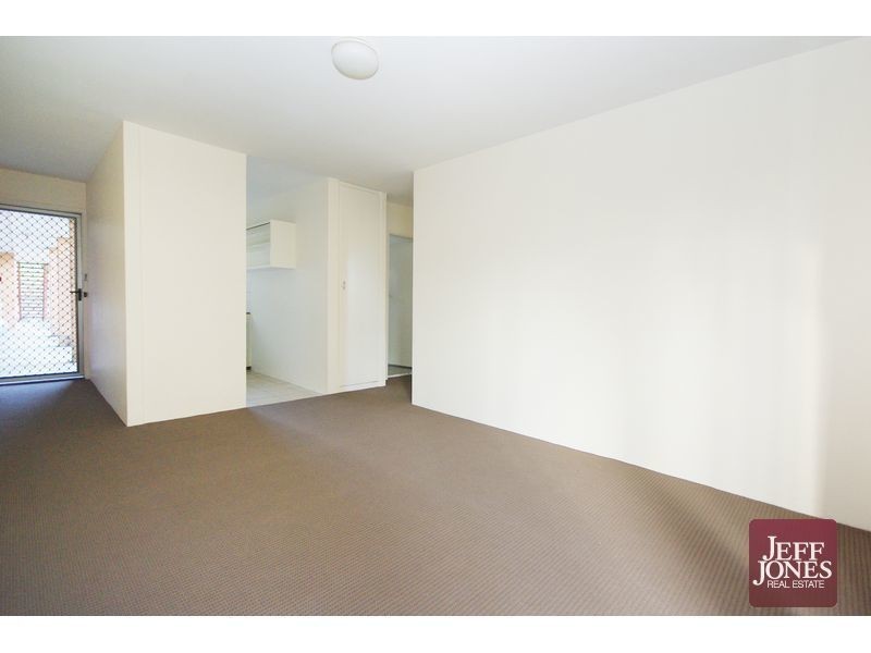 1/186 Juliette Street, Greenslopes QLD 4120