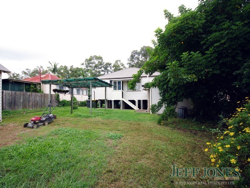 62 Lincoln Street, Greenslopes QLD 4120
