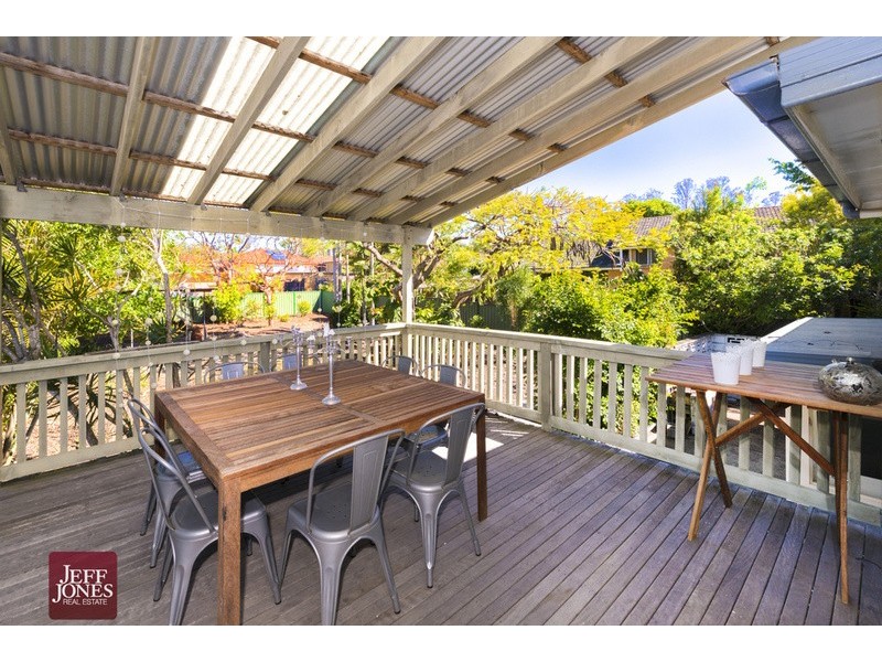 26 Kuring-gai Avenue, Tarragindi QLD 4121