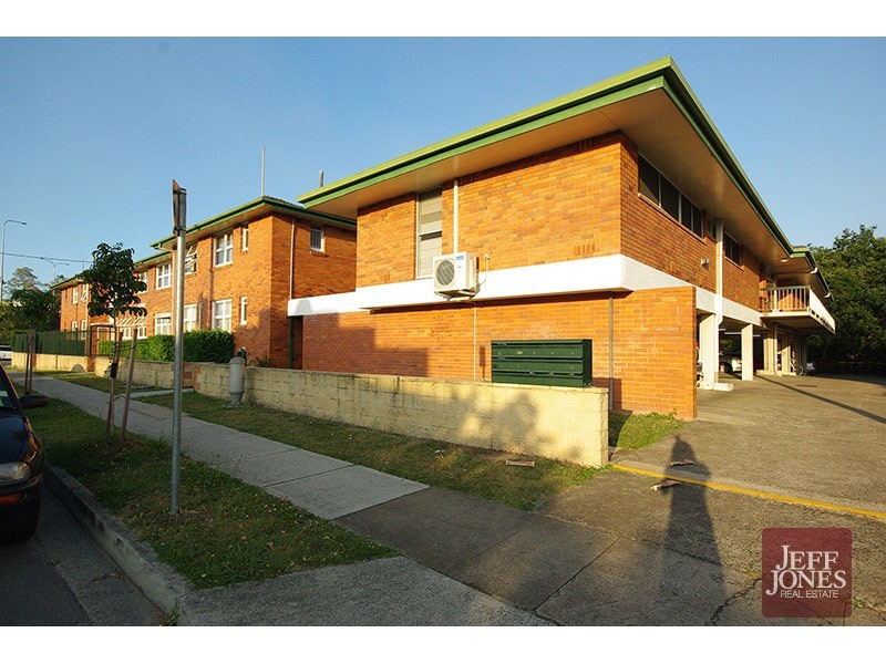 10/2 Carl Street, Woolloongabba QLD 4102