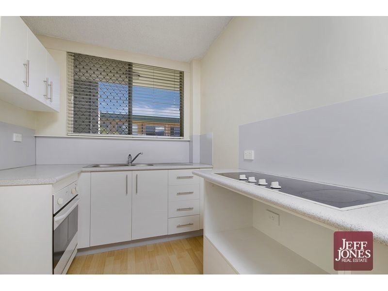 4/33 Ellis Street, Greenslopes QLD 4120