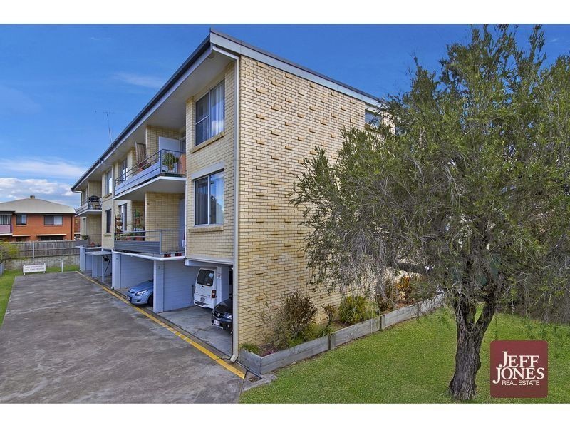 4/33 Ellis Street, Greenslopes QLD 4120