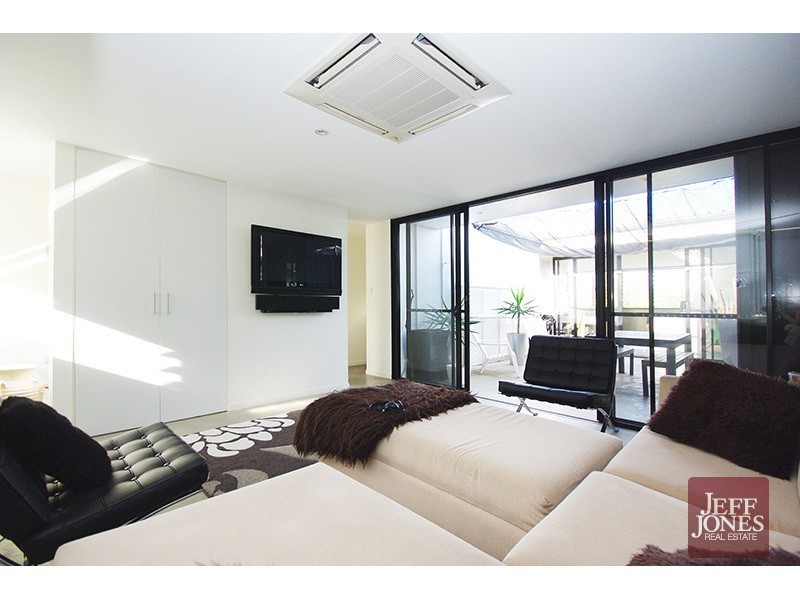 2/27 Prince Street, Annerley QLD 4103