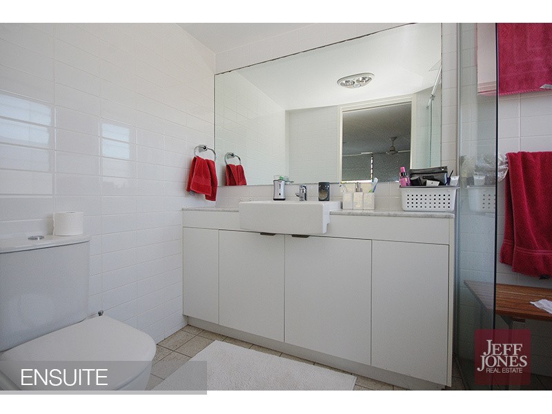 2/27 Prince Street, Annerley QLD 4103