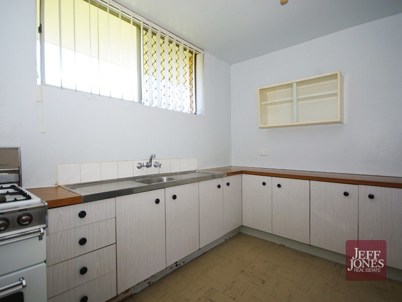 2/25 Ellis Street, Greenslopes QLD 4120