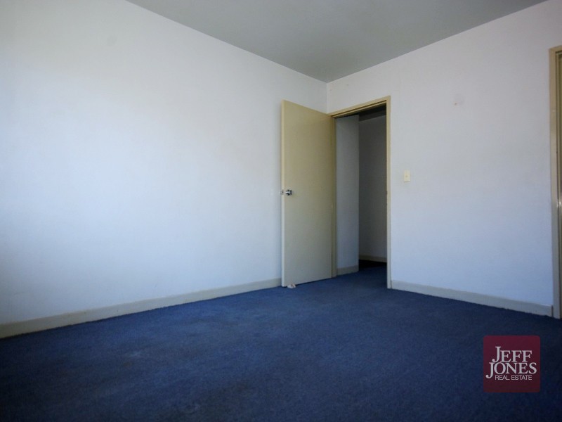 2/25 Ellis Street, Greenslopes QLD 4120
