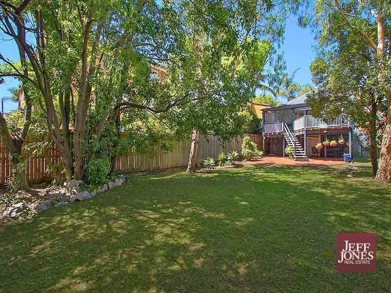 46 Gordon Street, Greenslopes QLD 4120