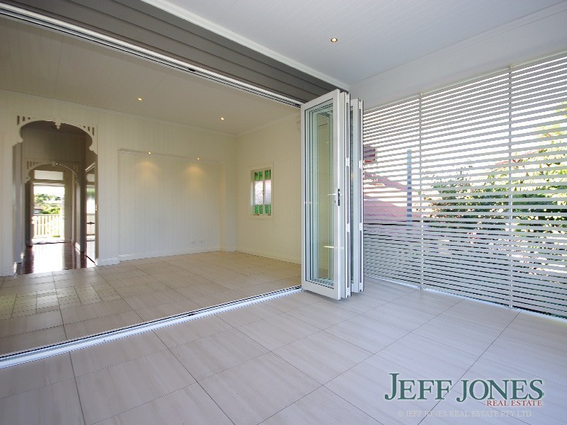 65 Juliette Street, Greenslopes QLD 4120