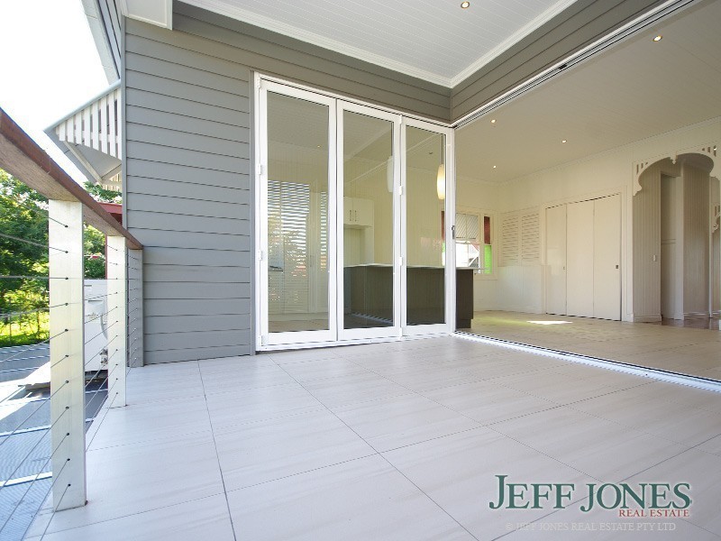 65 Juliette Street, Greenslopes QLD 4120