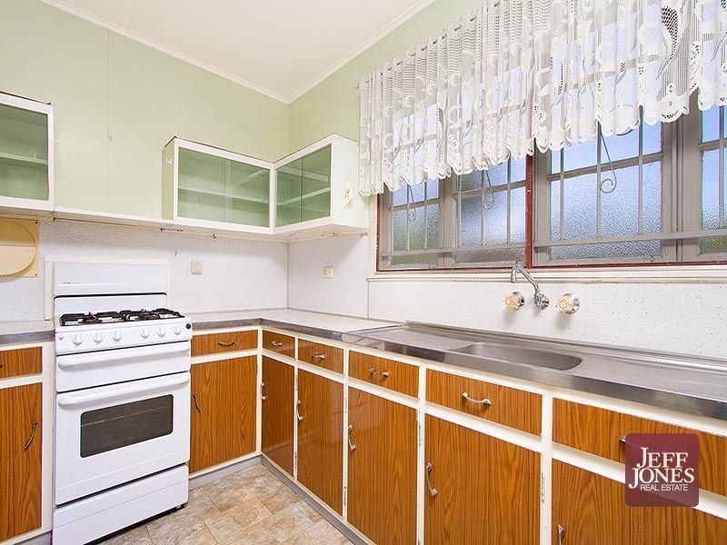 52 Salisbury Street, Woolloongabba QLD 4102