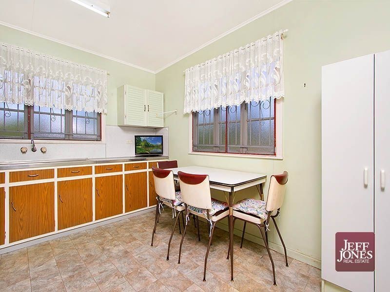 52 Salisbury Street, Woolloongabba QLD 4102