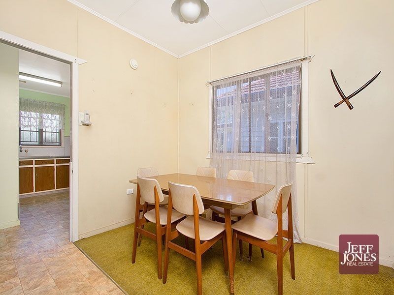 52 Salisbury Street, Woolloongabba QLD 4102