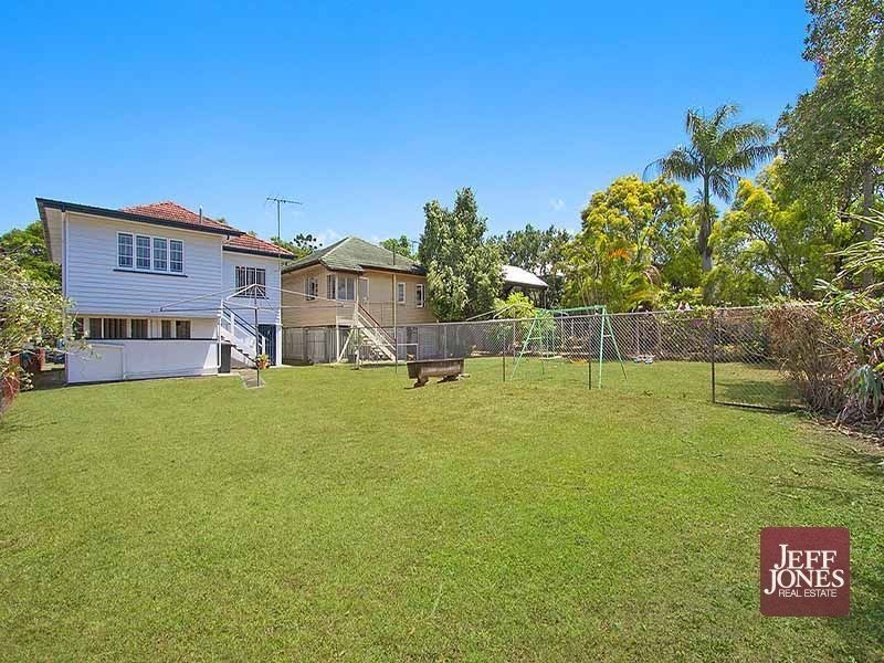 52 Salisbury Street, Woolloongabba QLD 4102