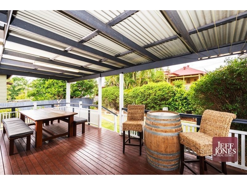 25 Herbert Street, Annerley QLD 4103