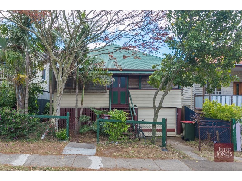 30 Leonard Street, Woolloongabba QLD 4102