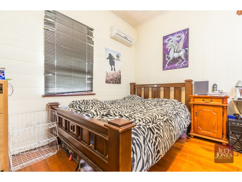 30 Leonard Street, Woolloongabba QLD 4102