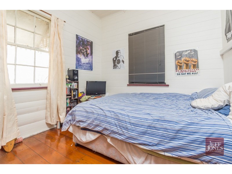 30 Leonard Street, Woolloongabba QLD 4102