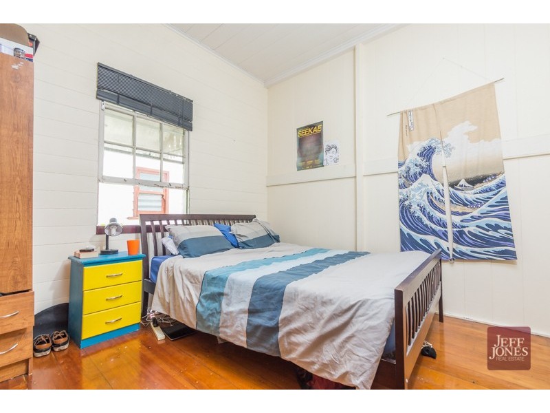 30 Leonard Street, Woolloongabba QLD 4102