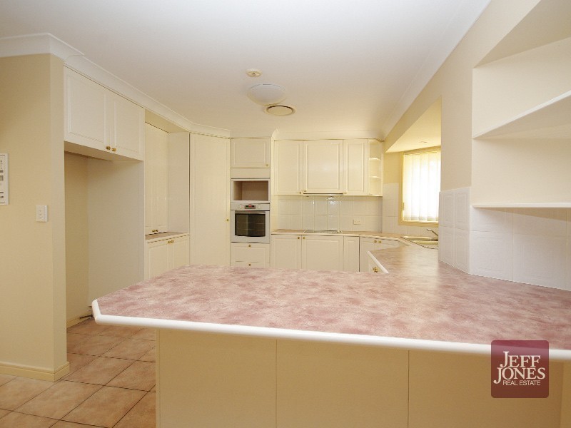 62 Nardie Street, Eight Mile Plains QLD 4113