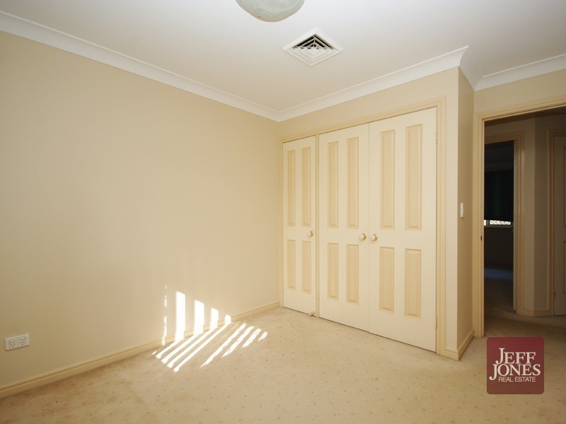 62 Nardie Street, Eight Mile Plains QLD 4113