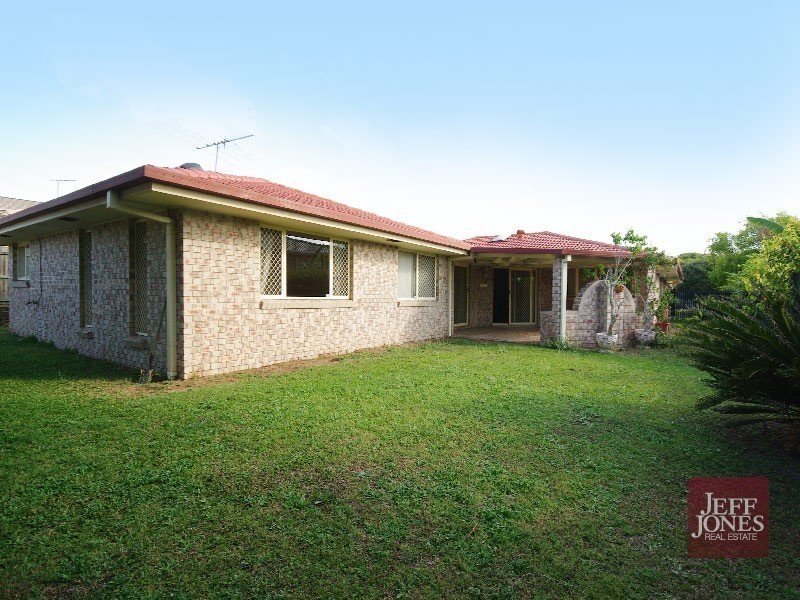 62 Nardie Street, Eight Mile Plains QLD 4113