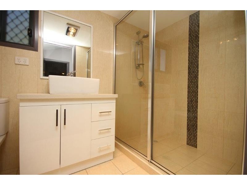 3 Burke Street, Coorparoo QLD 4151