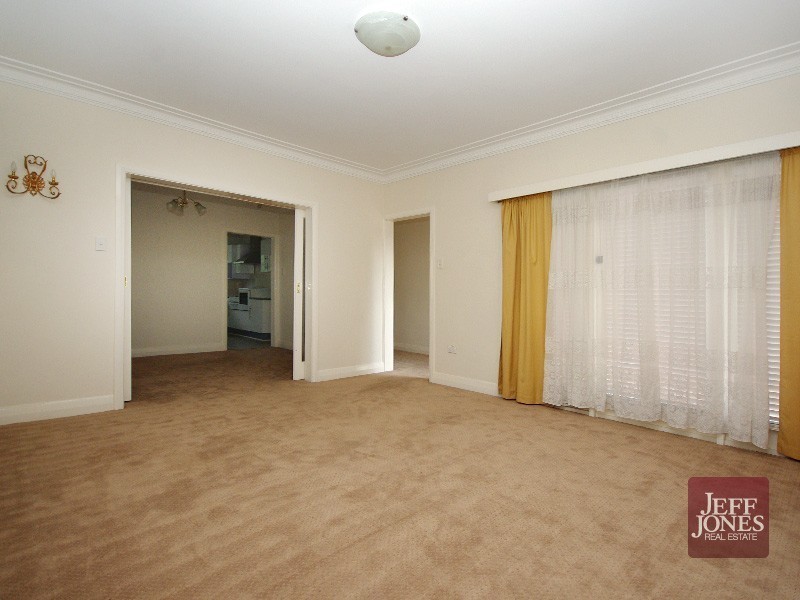 157 Juliette Street, Greenslopes QLD 4120