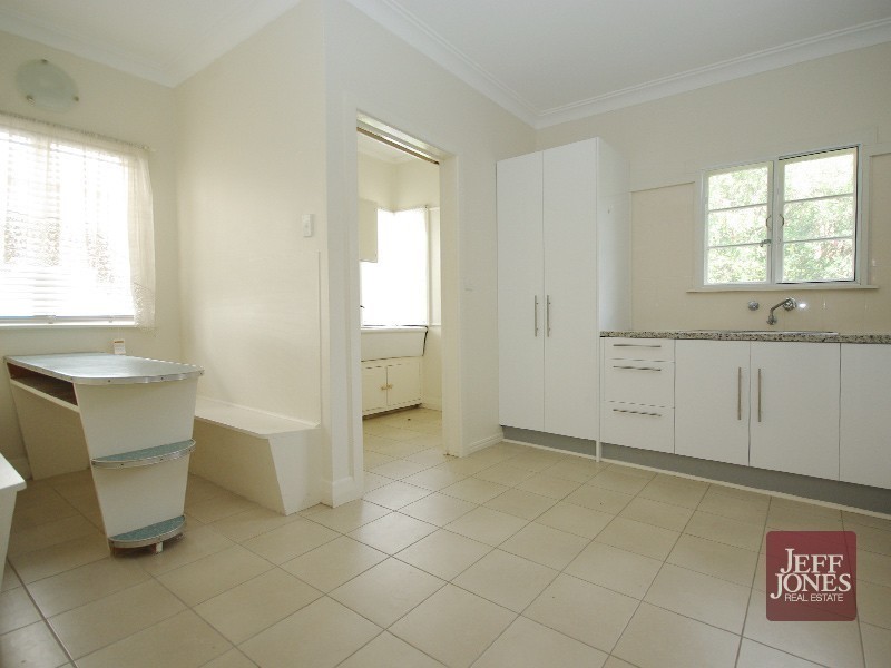 157 Juliette Street, Greenslopes QLD 4120