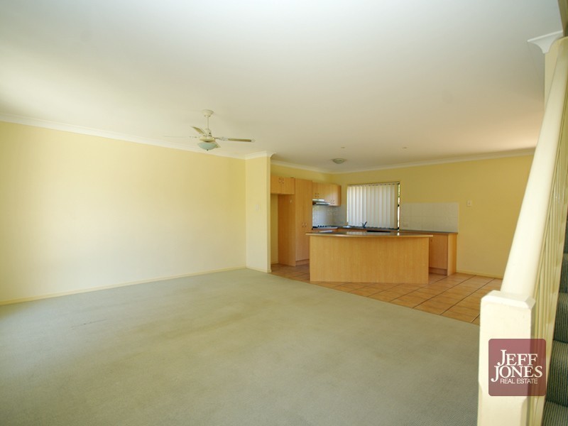 33 Newdegate Street, Greenslopes QLD 4120