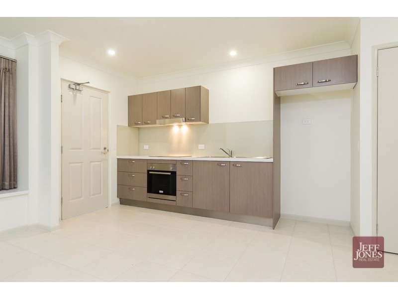 2/61 Birdwood Road, Carina Heights QLD 4152