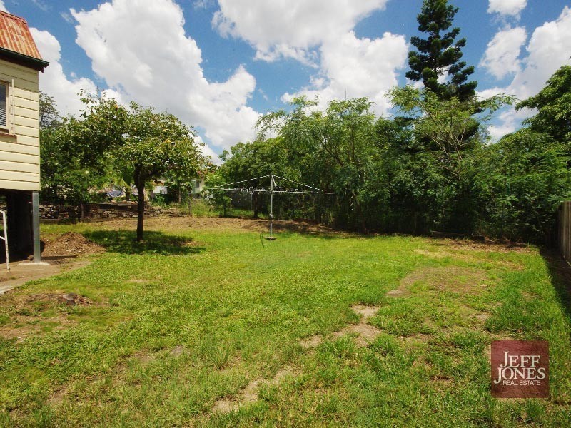 21 Mossgrove Street, Woolloongabba QLD 4102