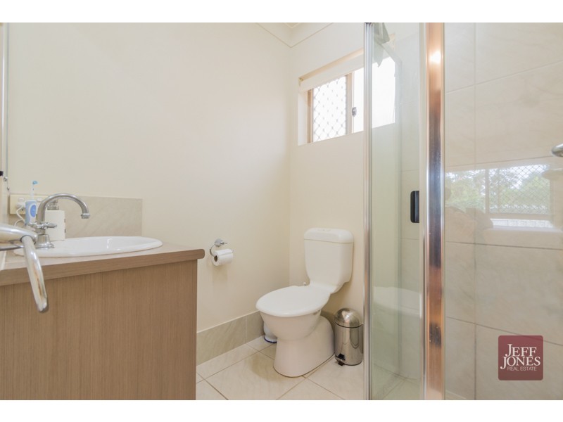 18 Servius Drive, Seven Hills QLD 4170