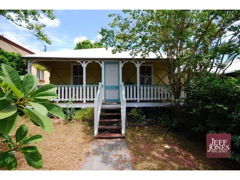 9 Abingdon Street, Woolloongabba QLD 4102