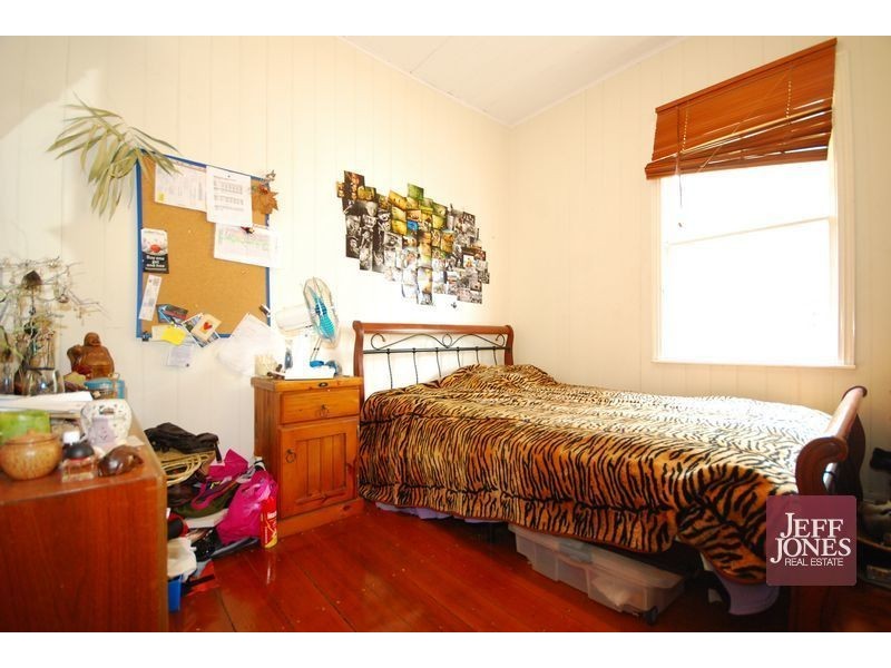 9 Abingdon Street, Woolloongabba QLD 4102