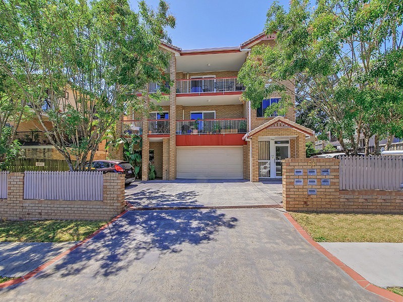 2/56 Knowsley Street, Greenslopes QLD 4120