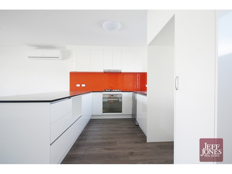 2/164 Norman Ave, Norman Park QLD 4170