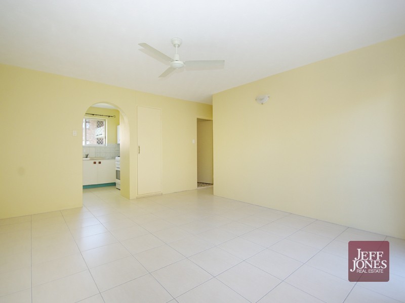 2/111 Park Road, Yeronga QLD 4104