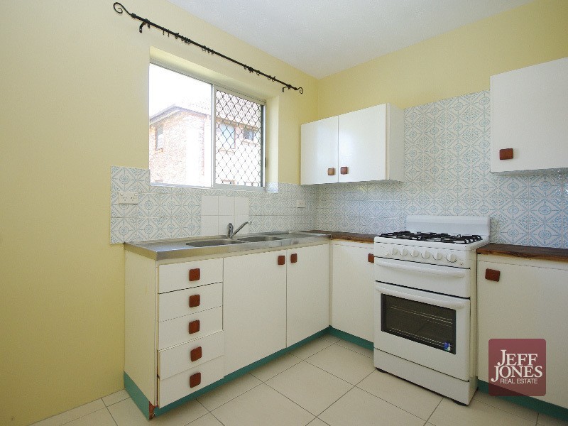 2/111 Park Road, Yeronga QLD 4104