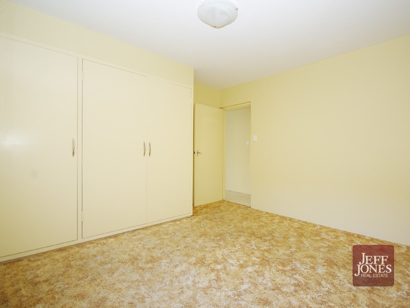 2/111 Park Road, Yeronga QLD 4104