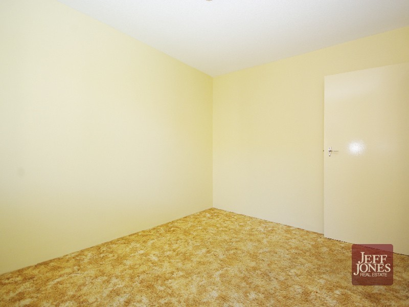 2/111 Park Road, Yeronga QLD 4104