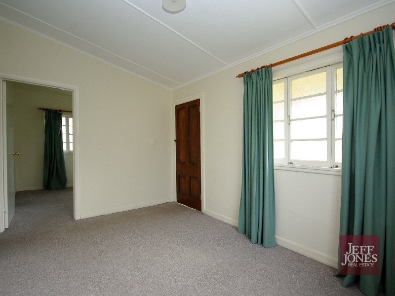 16 West Street, Highgate Hill QLD 4101