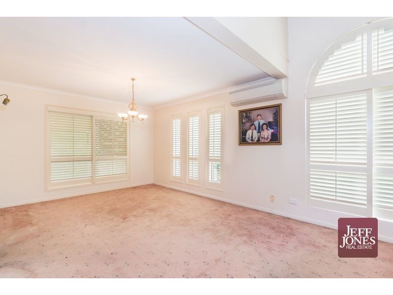 7 Kinrade Place, Carindale QLD 4152