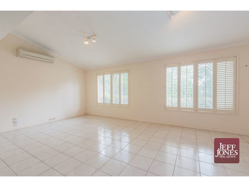 7 Kinrade Place, Carindale QLD 4152