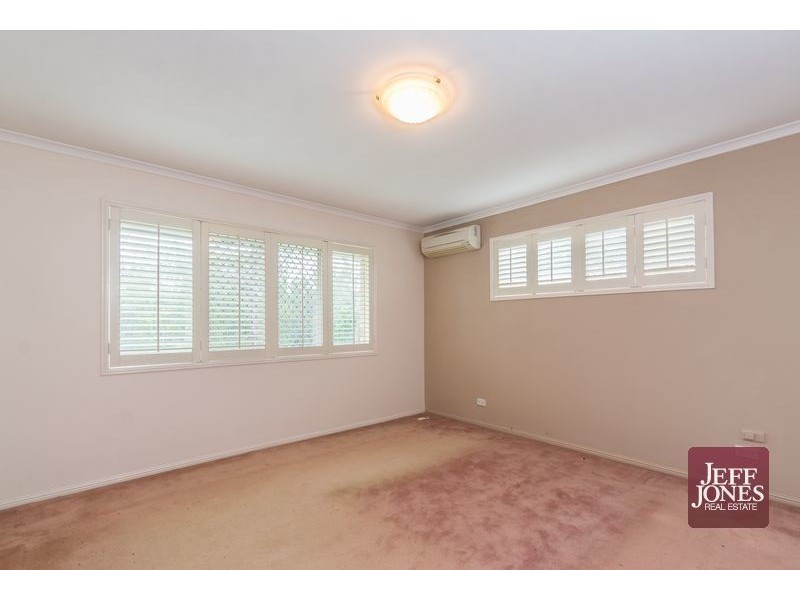 7 Kinrade Place, Carindale QLD 4152