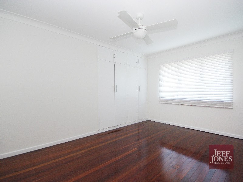 8 Dalgety Street, Mount Gravatt East QLD 4122